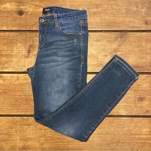 Kensie Jeans Ankle Biter Size 28 Skinny Cropped Mid Rise